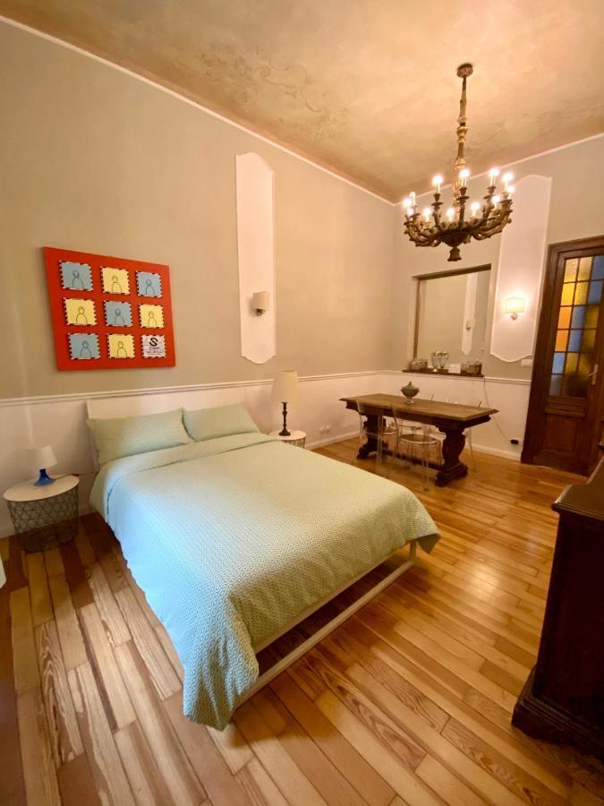 Into - 27 Apartment